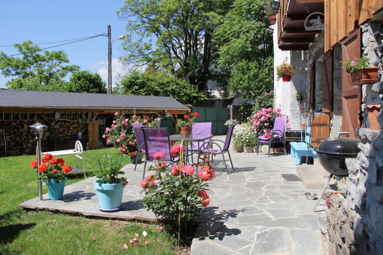 Bed and Breakfast Juste Pour Le Plaisir Сен-П'єрр-д'Альбіньї Екстер'єр фото