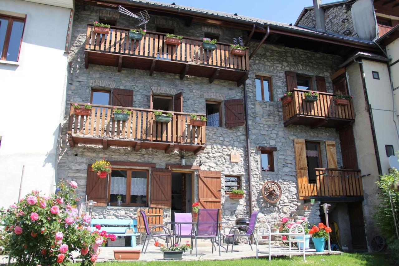 Bed and Breakfast Juste Pour Le Plaisir Сен-П'єрр-д'Альбіньї Екстер'єр фото