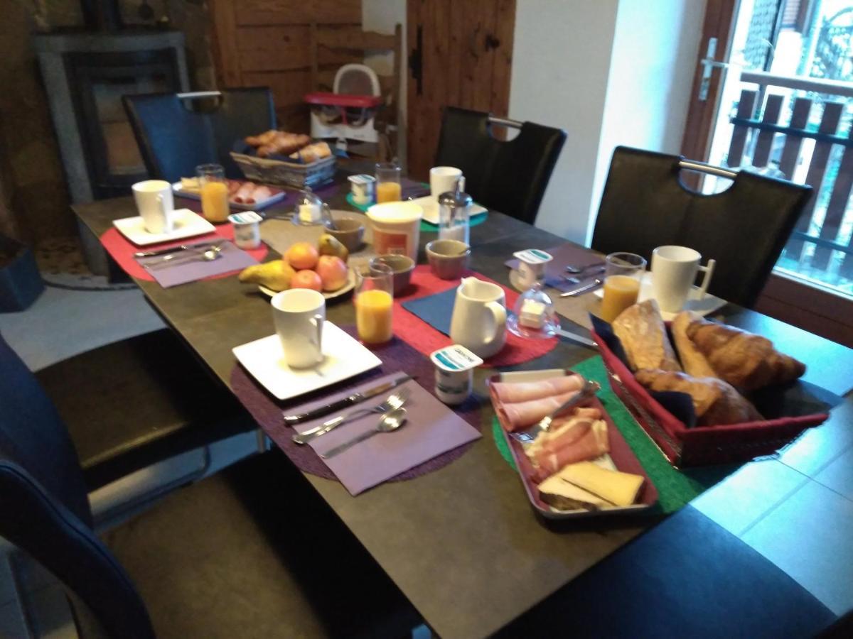 Bed and Breakfast Juste Pour Le Plaisir Сен-П'єрр-д'Альбіньї Екстер'єр фото